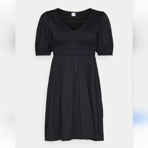 Gap smocked puff sleeve mini dress